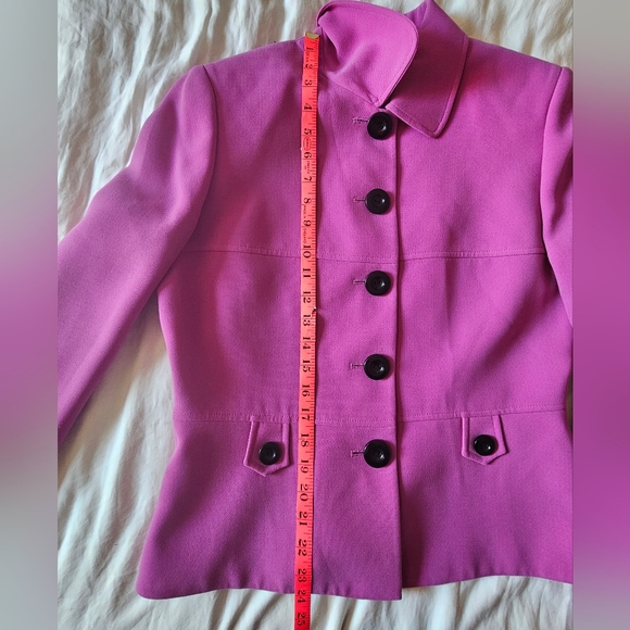 Magenta Tahari Blazer Jacket (size 8) - Picture 10 of 12